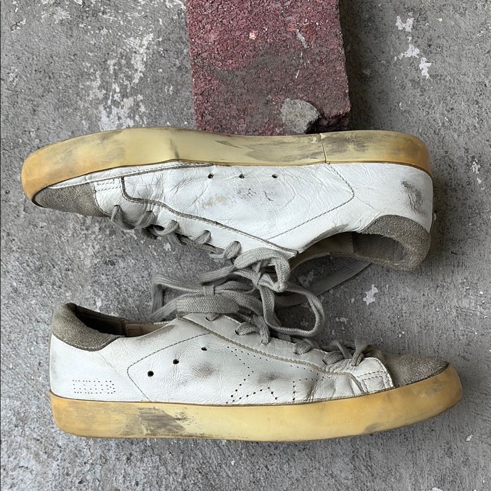 Golden goose superstar sneakers